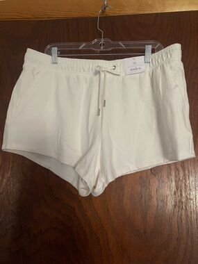 Auden women’s size XL shorts